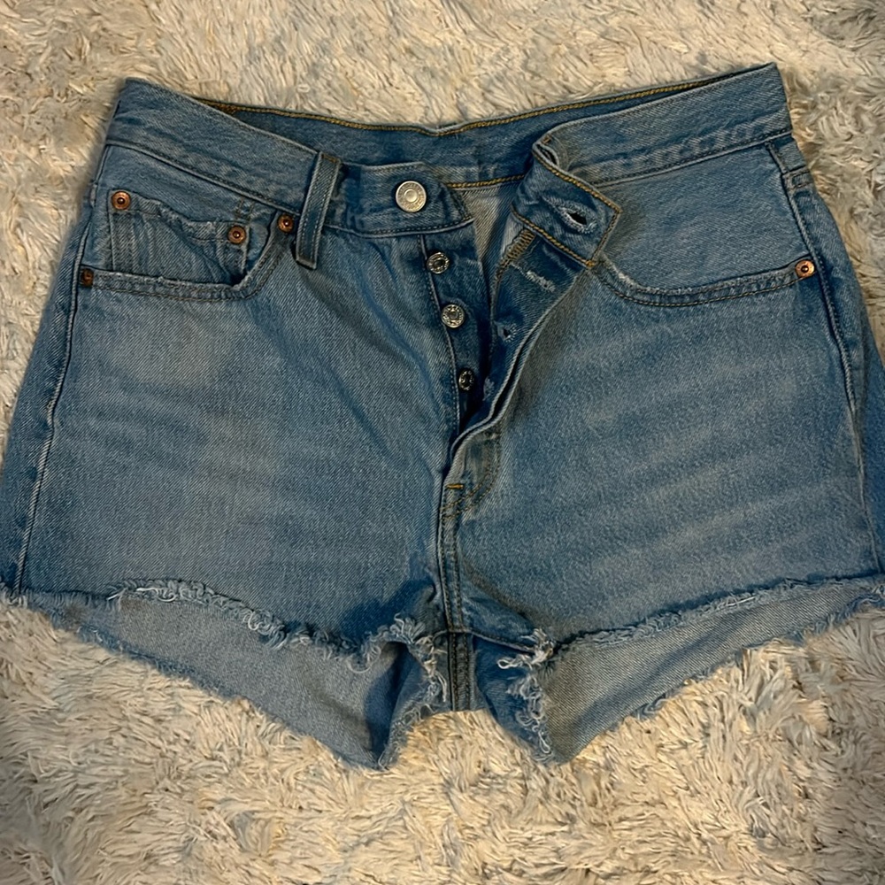 Levi Jean Shorts